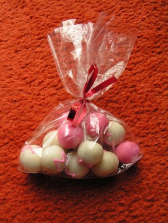 OŘÍŠKY V MLÉČNÉM MARCIPÁNU