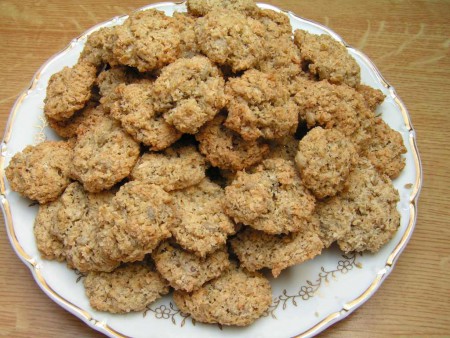Ovesné sušenky s ořechy a kokosem